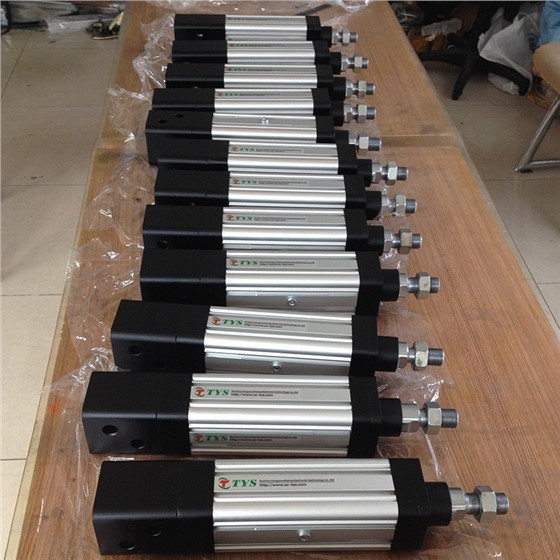 伺服电动缸实拍图.jpg