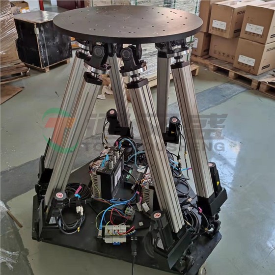精密定位六自由度平台实拍图.png