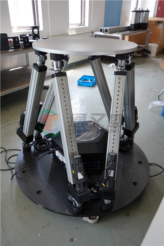 六自由度运动平台.jpg