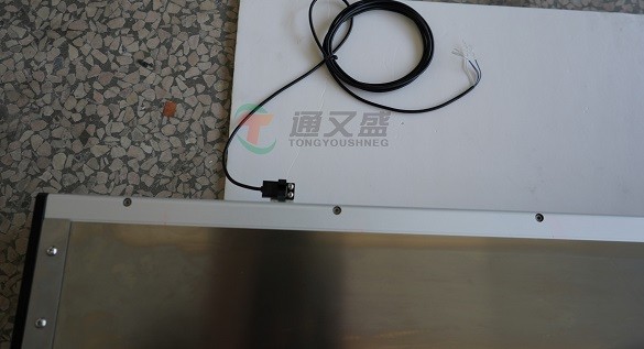 滑台.jpg