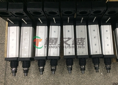 精密电缸使用步进电机控制与伺服电机控制有什么区别？