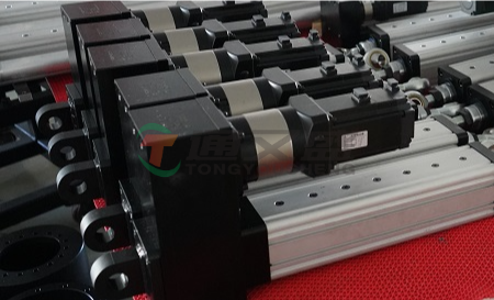 丝杠电动缸:精准锁模,守护模具与产品品质 丝杠电动缸:精准锁模,守护模具与产品品质