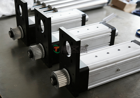 探索小型电动缸在玻璃机械中的创新应用：让精准与柔韧并行